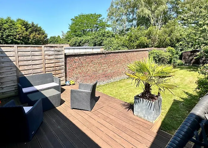 Oasis Citadine Terrasse Intime Jardin Privatif En Plein Centre Ville 70M2